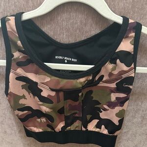 NWOT Beverly Beach by Dorit Camo Sports Bra Pink/Olive Size Small Light Support